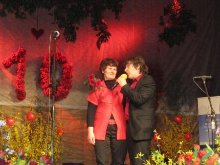 10. jubilejni Valentinov glasbeno-humoristični koncert Franca Gorze z gosti 45